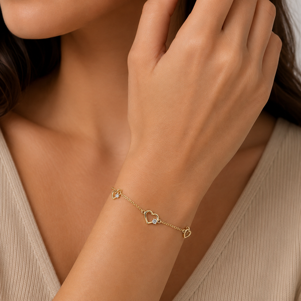 Three Heart Chain Bracelet 18kt Gold With Diamond & Blue Sapphire Beads