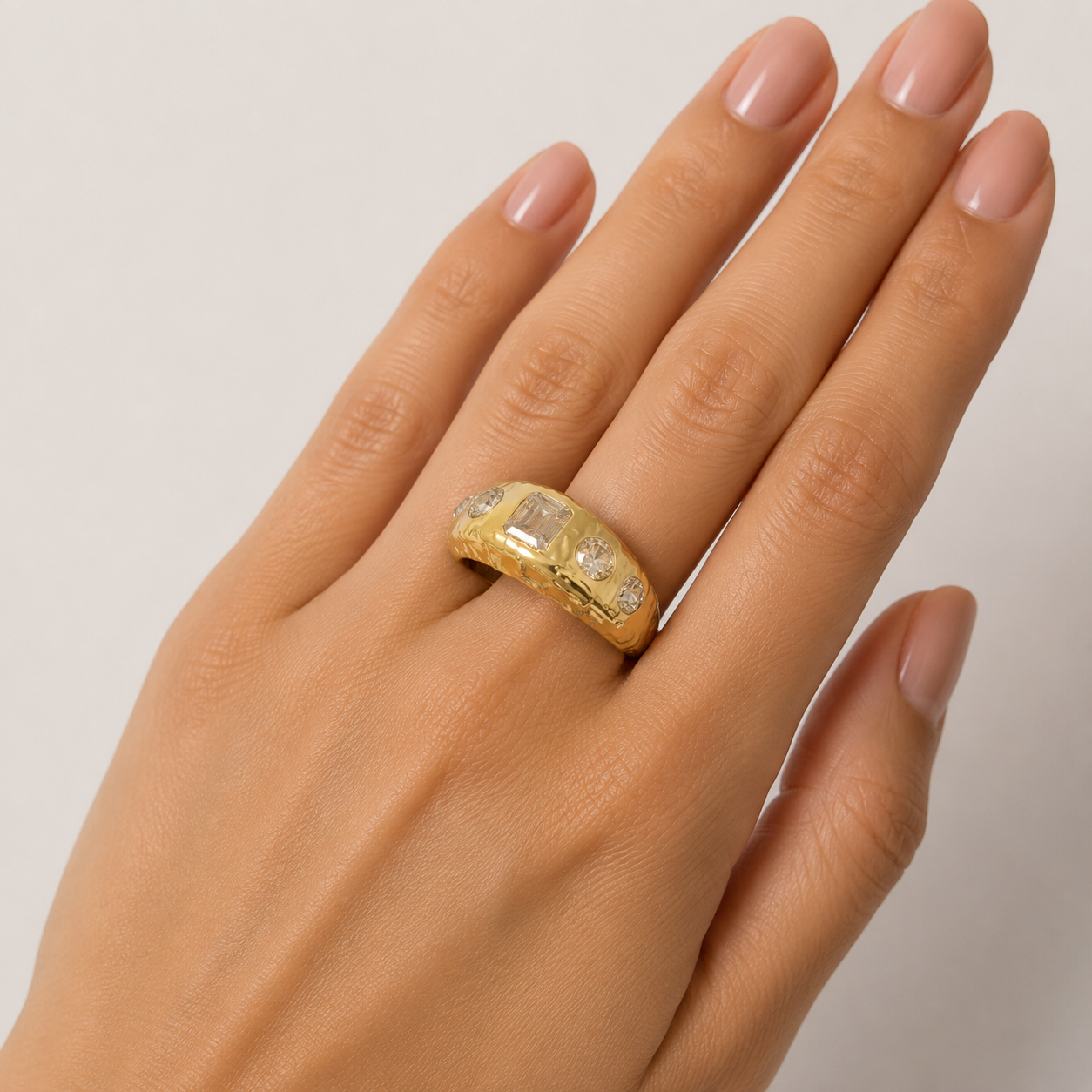 Aurelia Halo Ring